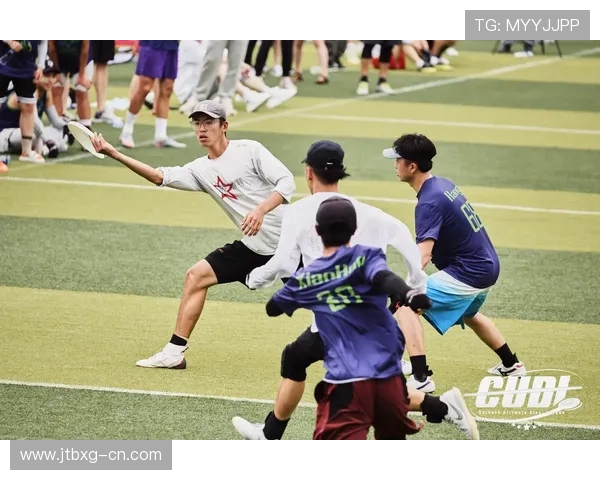 深圳飞盘队与重庆飞盘队赛后战术分析与反思 深圳飞盘队与重庆飞盘队赛后战术分析与反思