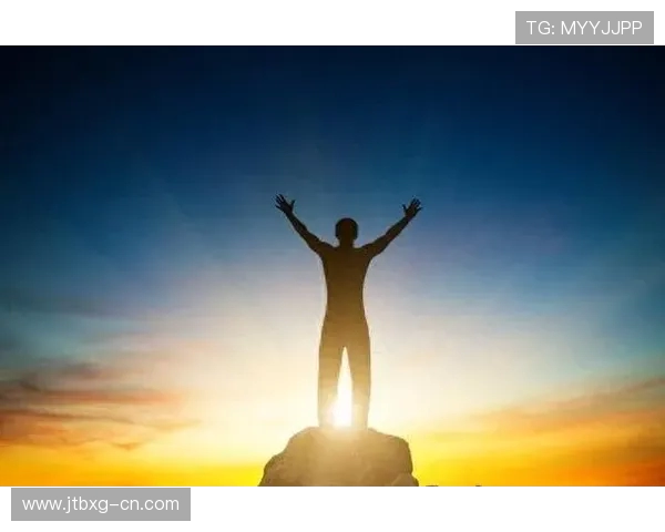 徐昕的艺术人生探索与创作之路：从初心到巅峰的心灵旅程